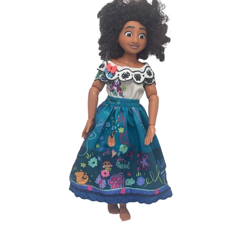 Disney Encanto Mirabel Madrigal 11" Fashion Doll Articulated